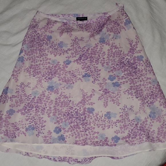 100% Silk ANN TAYLOR floral semi sheer midi skirt - Picture 3 of 6